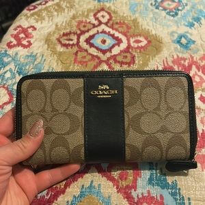 Coach wallet